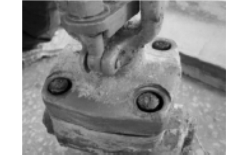 电站锅炉乐鱼(中国)门螺栓断裂原因分析